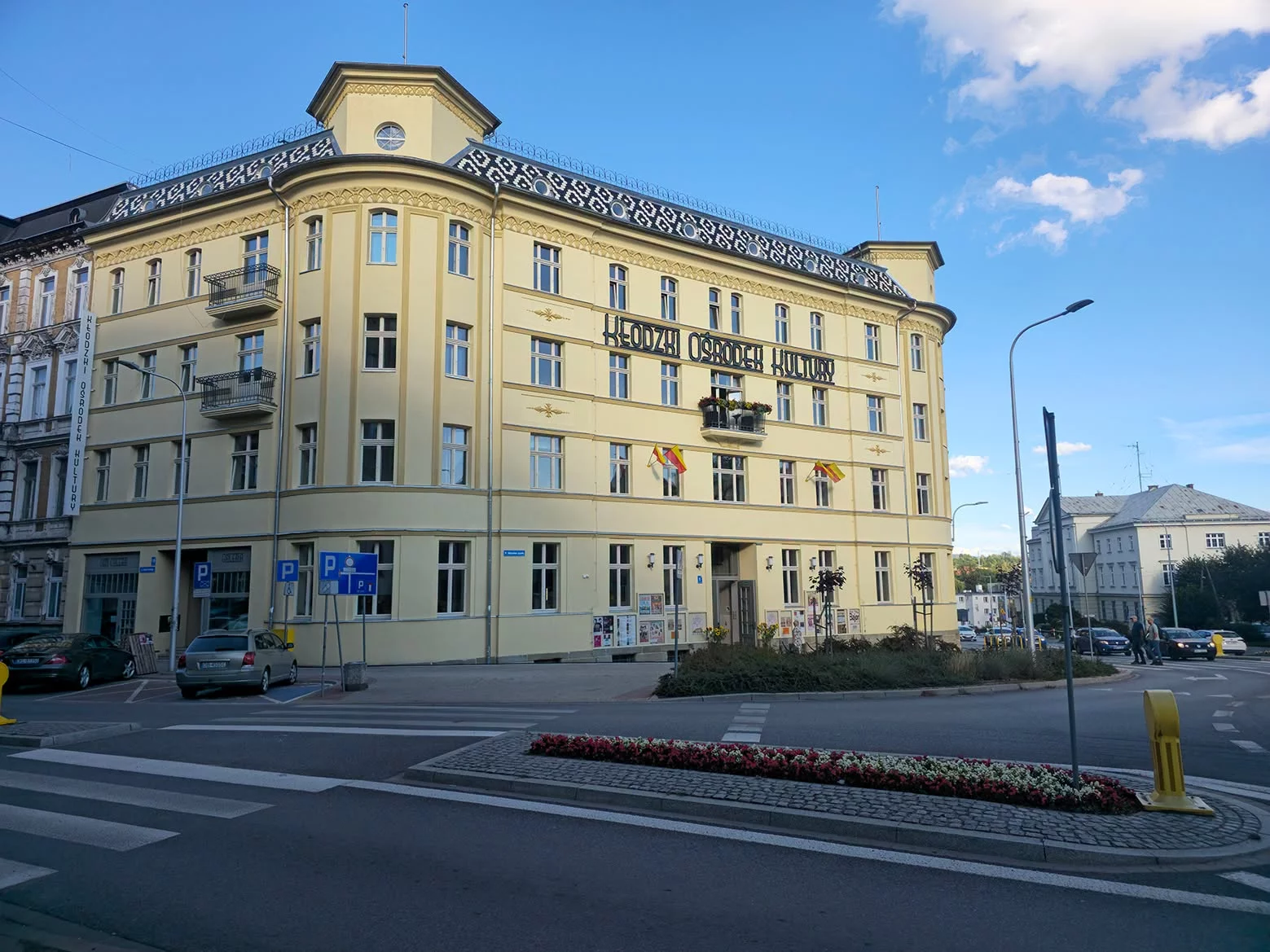 Kłodzki Ośrodek Kultury otwarty po dużym remoncie. Odnowiono budynek, salę i galerię