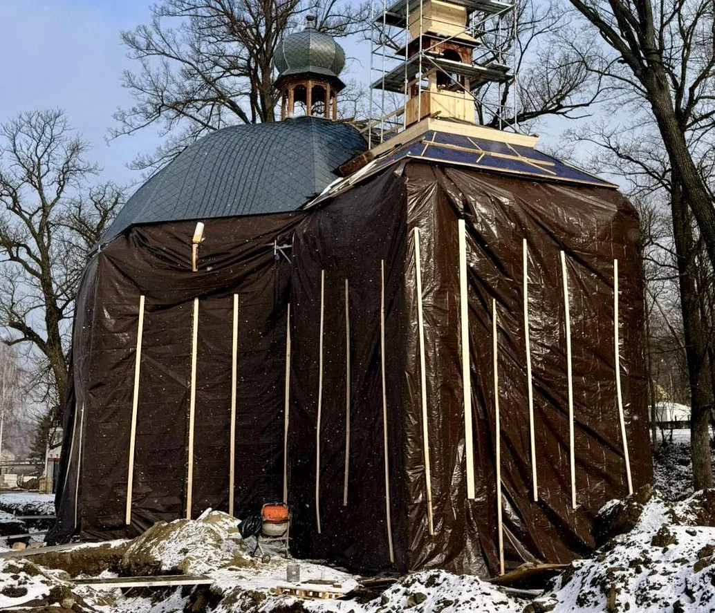 Stronie Śląskie. Trwa odbudowa kaplicy św. Onufrego [zdjęcia]