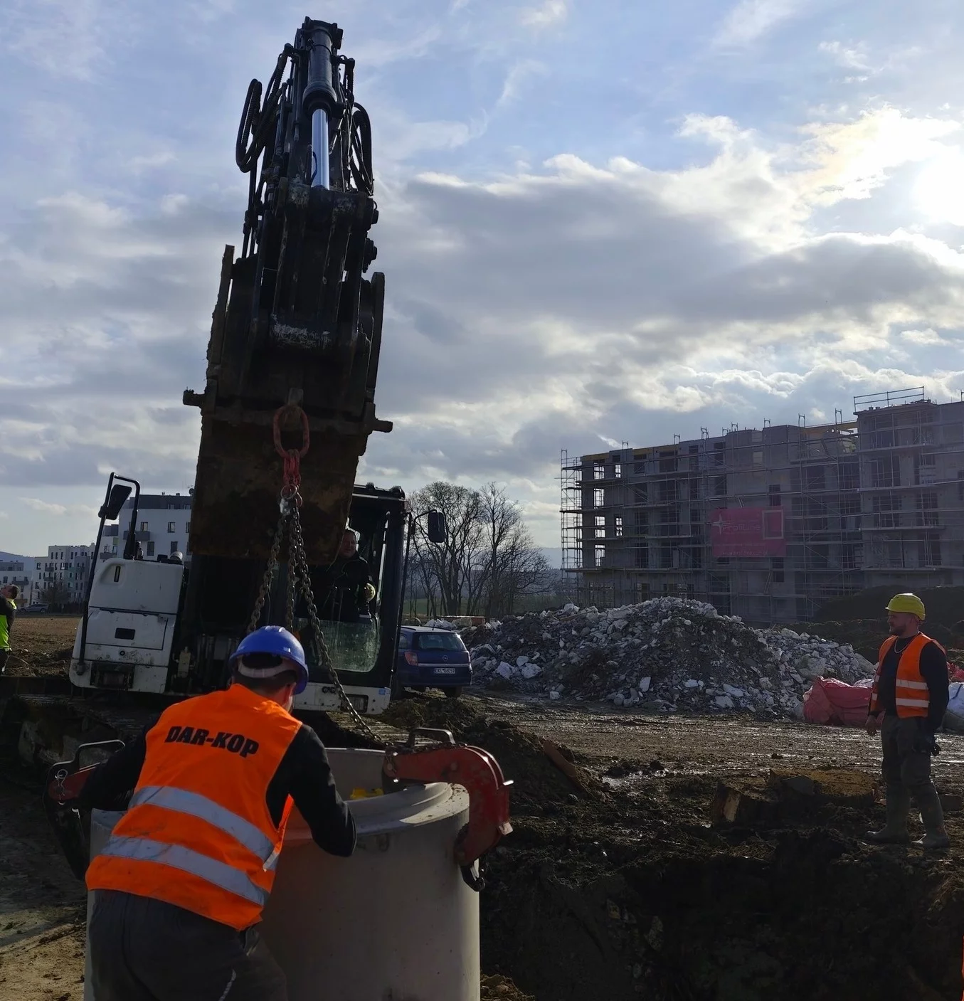 Kłodzko. Trwa budowa drogi pieszo-rowerowej na ul. Letniej [zdjęcia]