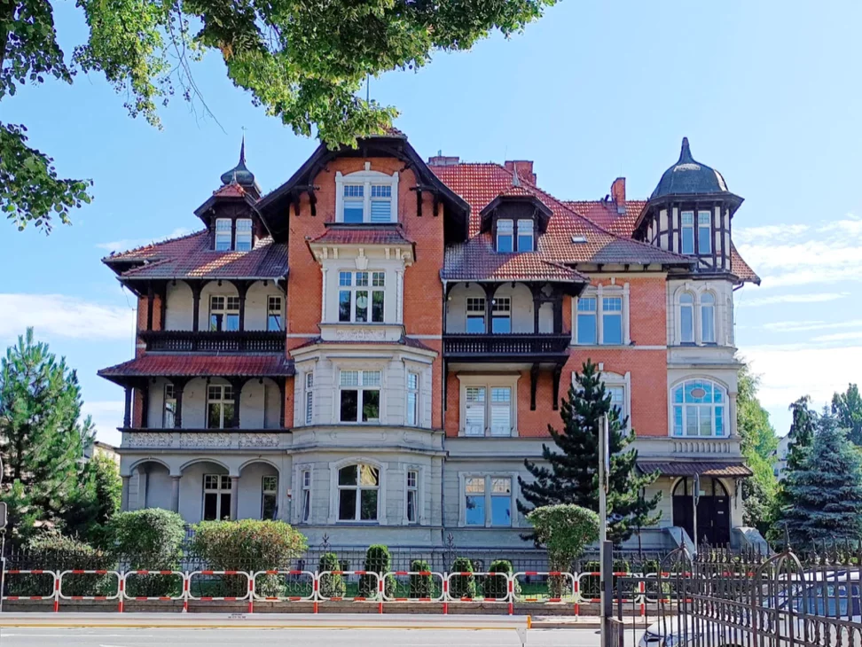 Kłodzko. Remont Przedszkola nr 1 oficjalnie rusza! Umowa z wykonawcą podpisana