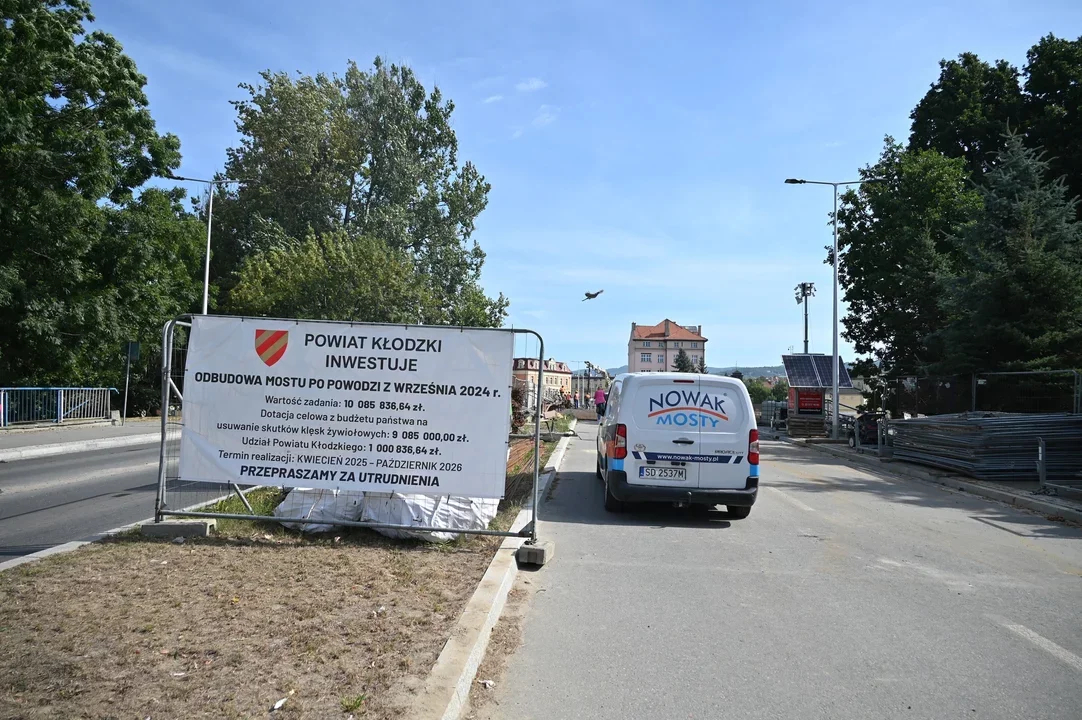 KŁODZKO. Utrudnienia na moście przy ul. Kościuszki. realizowane są testy sygnalizacji