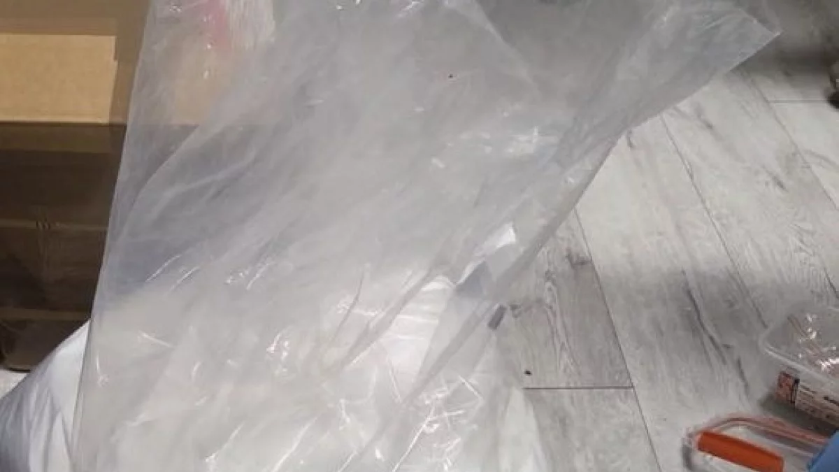 Policjanci z Kłodzka rozbili grupę przestępczą. Na rynek nie trafi ogromna ilość narkotyków [galeria]