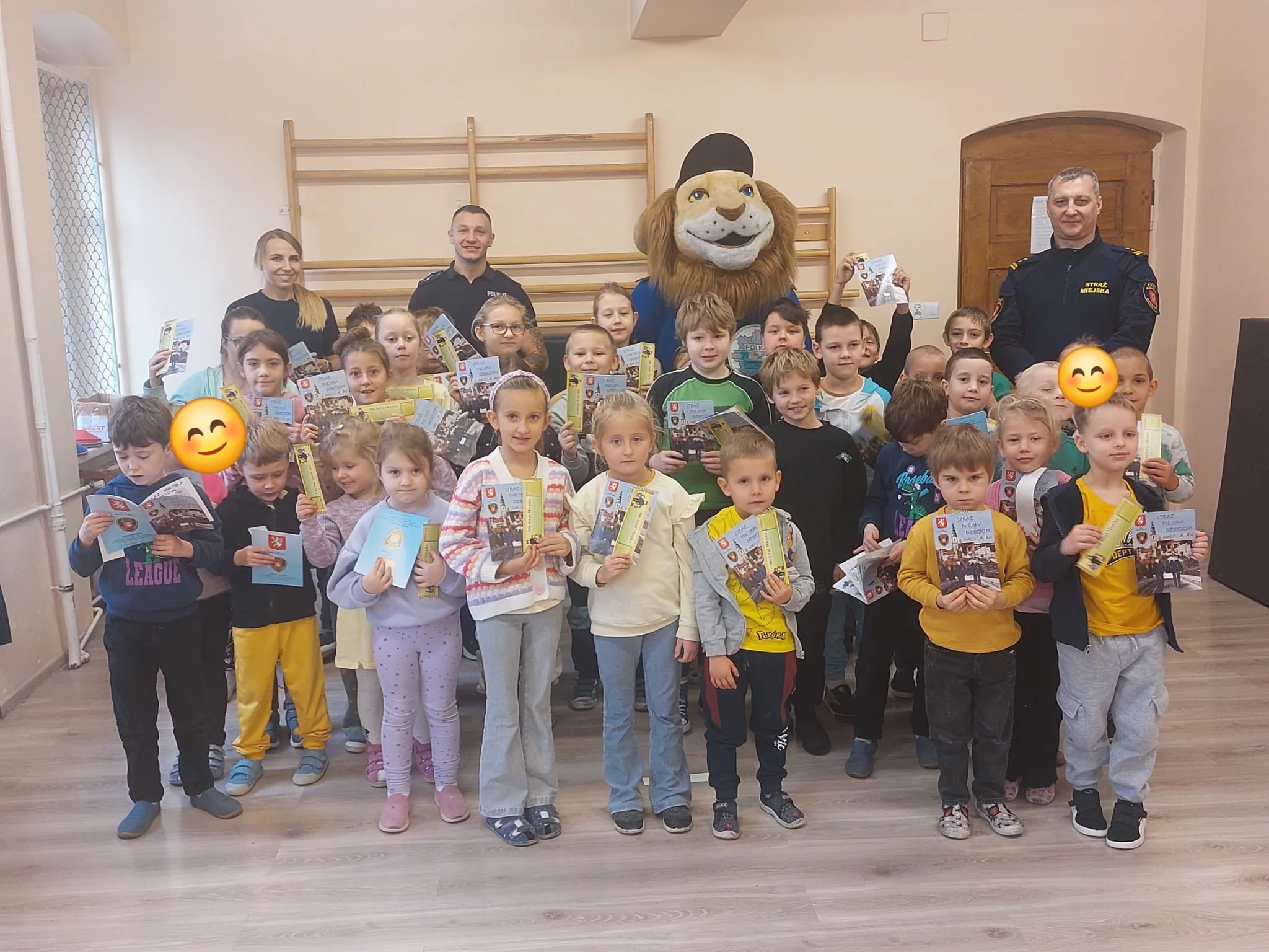 Bystrzyca Kłodzka. Straż Miejska i Policja w trosce o dzieci [galeria]