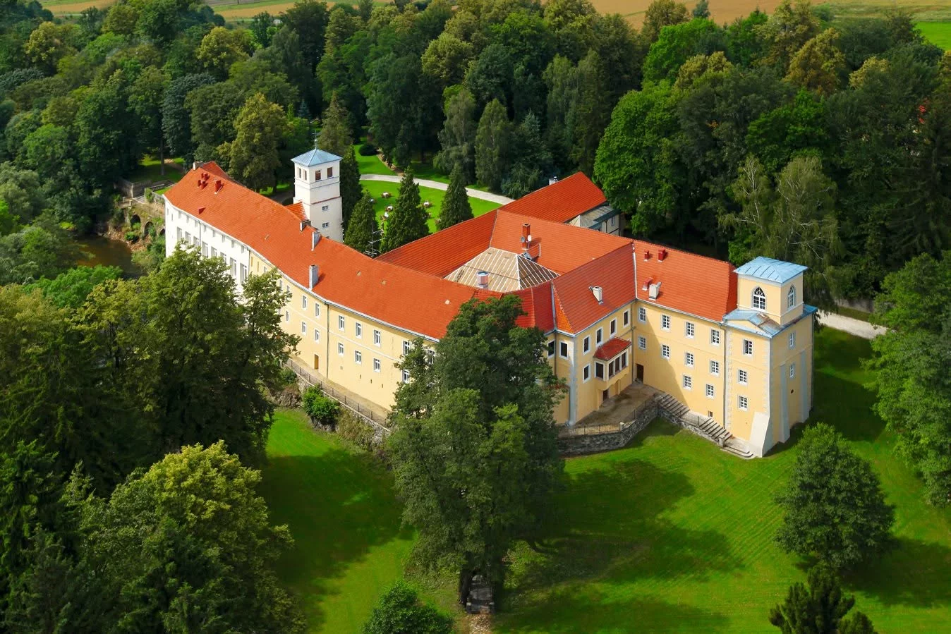 TRZEBIESZOWICE. Charytatywna gala w Zamku na Skale. Pomogą osobom po udarach