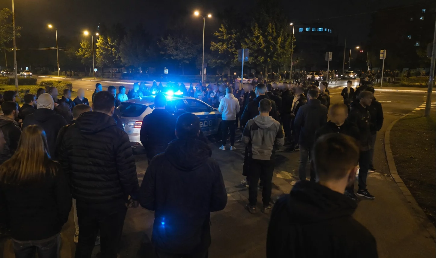 Dwa prawa jazdy zatrzymane podczas Polskiego Rajdu Legend. Jeden kierowca próbował uciec