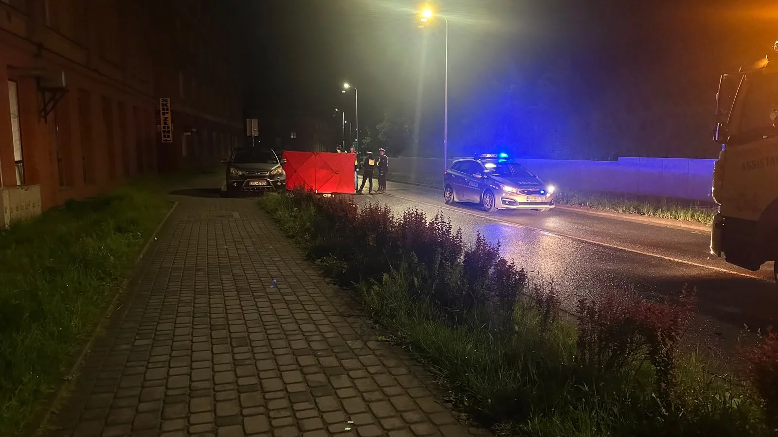 Makabryczne kulisy tragedii motocyklisty. Droga zablokowana przez wiele godzin