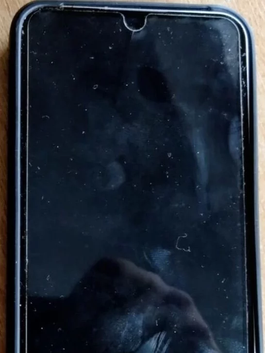 Powiat kłodzki. Skradł telefon niepełnosprawnemu mężczyźnie. Policja odzyskuje mienie w rekordowym czasie