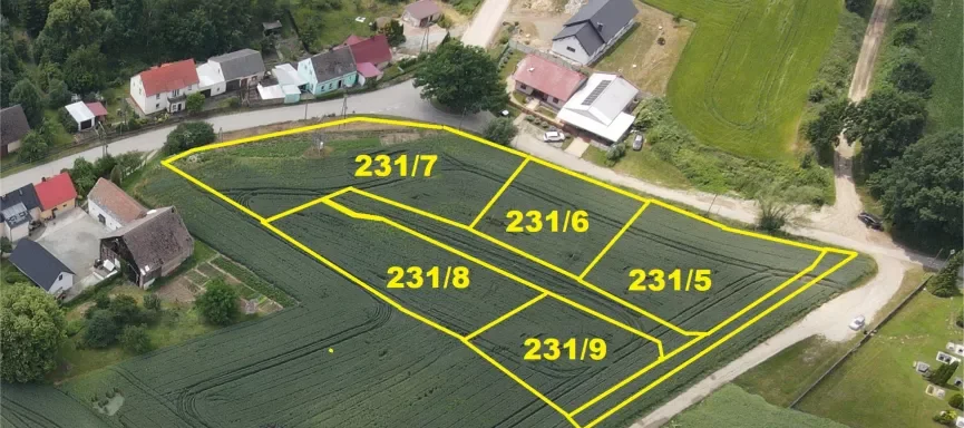 Cisza, natura i szybki dojazd do miasta. Pięć działek w Sieroszowie na sprzedaż