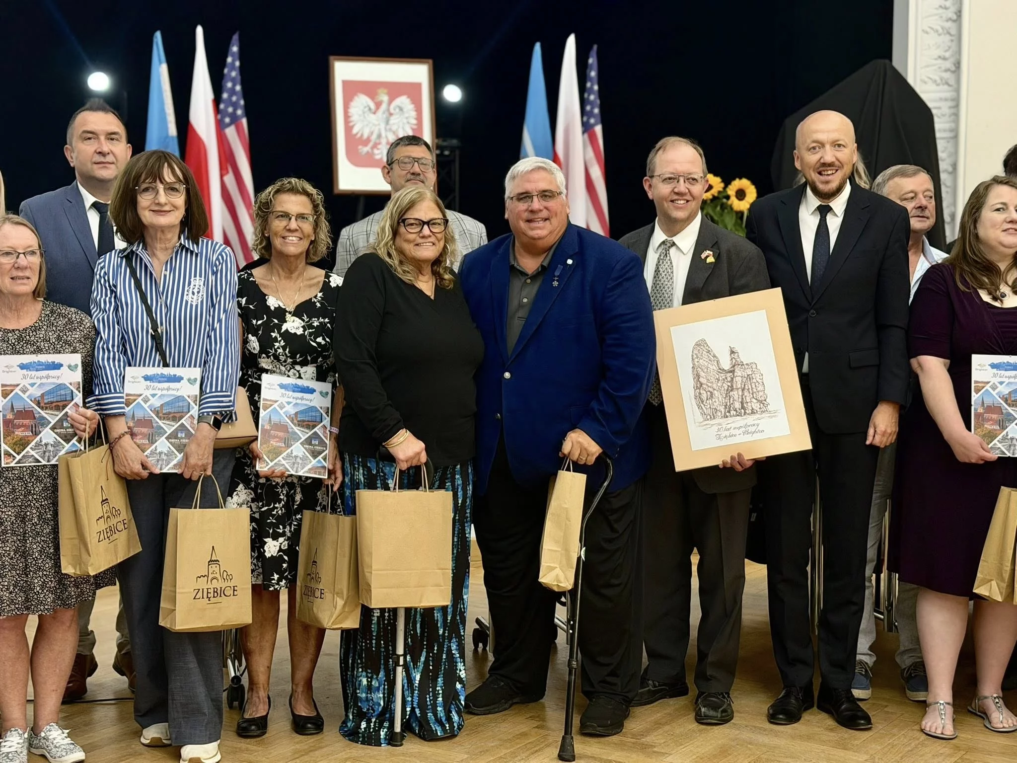 ZIĘBICE. Nowi Honorowi Obywatele, Rondo Miast Partnerskich i hołd dla mistrza olimpijskiego