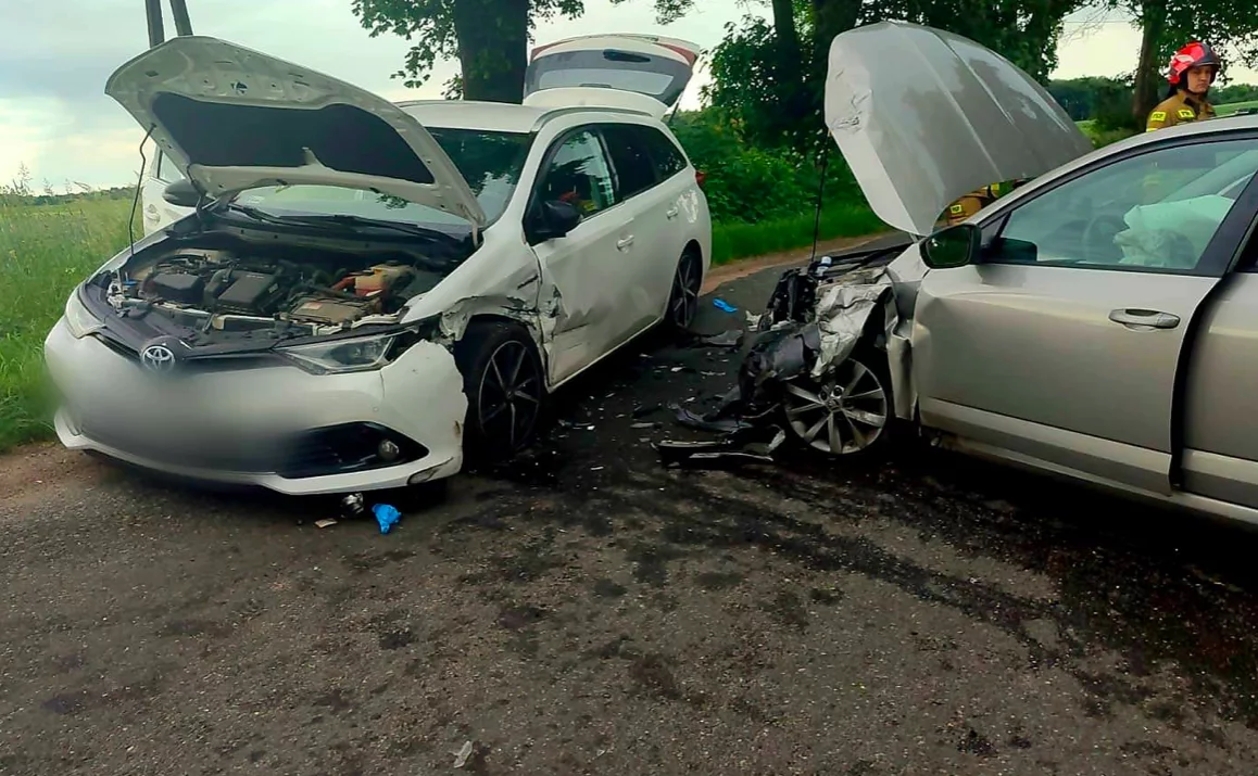 Zderzenie dwóch pojazdów między Bobolicami a Ciepłowodami