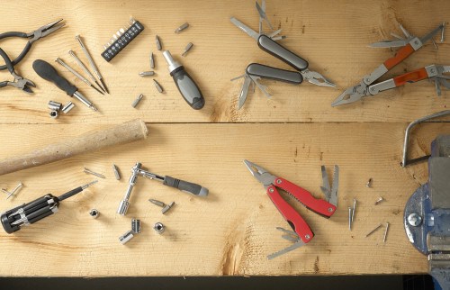 RVS 10- in-1 multitool