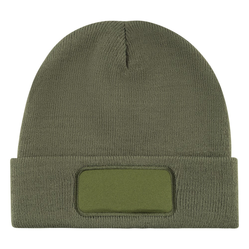 Gebreide muts met label Gebreide muts met label