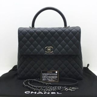 Chanel Caviar Skin Coco Handle