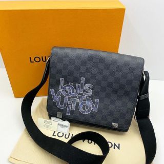 Louis Vuitton District PM Damier Graphite Shoulder Bag