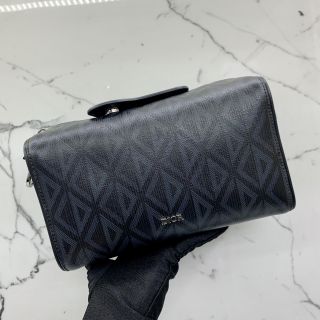 Dior Black Lingot 22