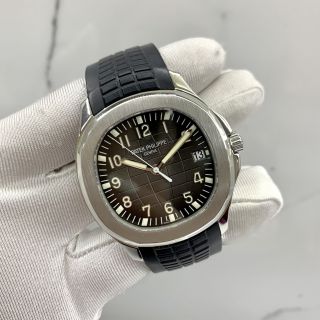 Patek Philippe Aquanaut Men's Watch