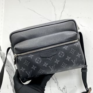 Outdoor Messenger in Eclipse Monogram