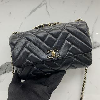 No.28 Quilted Clutch Bag in Calfskin