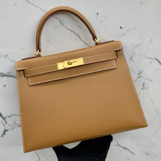 Kelly 28 in Gold Epsom Leather, Y Stamp