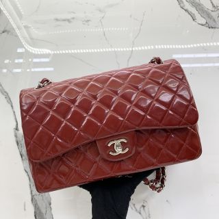 No.18 Red Patent Flap Bag