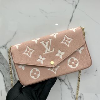 Louis Vuitton  Félicie Pochette Bag in Rose Empreinte