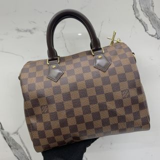 Louis Vuitton Speedy Bandoulière 25 Bag in Damier