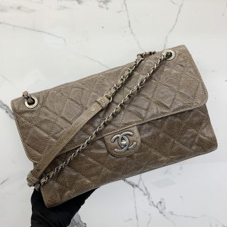 Chanel No.18 Flap Bag in Caviar Skin