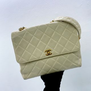 CAVIAR SKIN IVORY NO 3