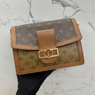 Louis Vuitton Dauphine MM in Monogram