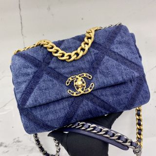 Small Chanel 19 Denim