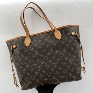 Louis Vuitton Neverfull MM in Monogram