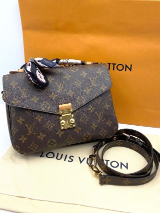 Louis Vuitton Monogram Metis Bag with Twilly