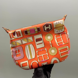 HERMES BAG SUR SOIE TO GO SHOULDER BAG SWIFT SILK W STAMP ORANGE