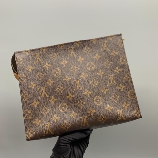LOUIS VUITTON SLG MONOGRAM 47542 POCHETTE TOILETRY