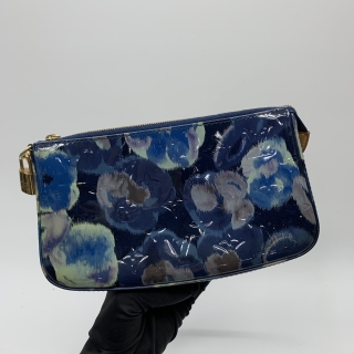 LOUIS VUITTON BAG VERNIS POCHETTE ACCESSOIRES M90041 ARCHIPEL LINE IKAT FLOWER GRAND BLUE DR1133