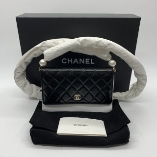 CHANEL BAG LAMBSKIN PEARL SHOULDER	WOC MICROCHIPPED
