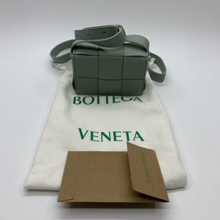 BOTTEGA VENETA BAG CASSETTE SHOULDER MINI MINT