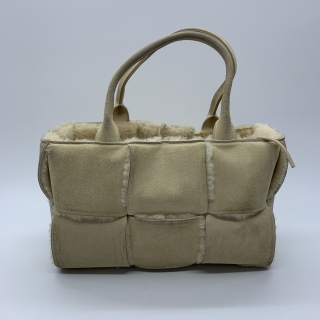 BOTTEGA VENETA BAG ARCO  MOUTON W/POCH TOTE