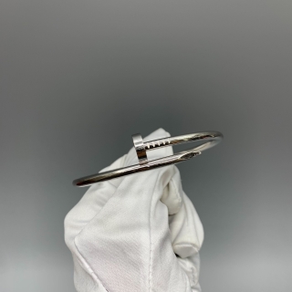 CARTIER FINE JEWELRY BRACELET JUSTE NO CERT WG750 #18 35.9G YP0962