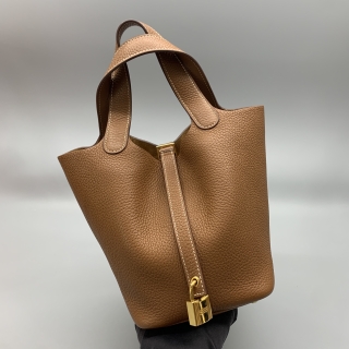 HERMES BAG PICOTIN 18 Z STAMP ZPU004NI GOLD GHW
