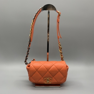 CHANEL BAG CHANEL19 LAMBSKIN WALLET ON CHAIN ORANGE NO.29