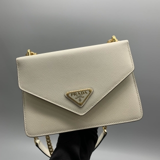 PRADA BAG SAFFIANO CHAIN SHOULDER BAG 1BD200 WHITE