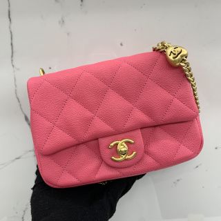 CAVIAR SKIN MINI FLAP BAG HEART CRUSH AS3829