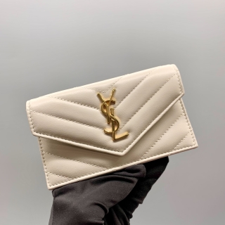 YSL SLG WALLET CASSANDRE MATELASSÉ CARD CASE WHITE