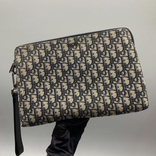 DIOR SLG OBLIQUE CLUTCH WITH WRISTLET 12BO-1210