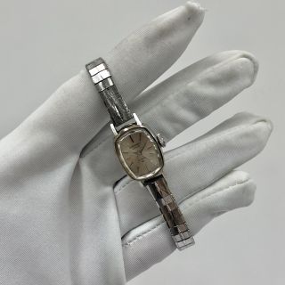 SEIKO 7N11742 1104 3040 MOVING HANDWIND WATCH