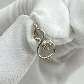METAL  NO BRAND K9 / 375 0.6GM MELEE DIAMOND PENDANT