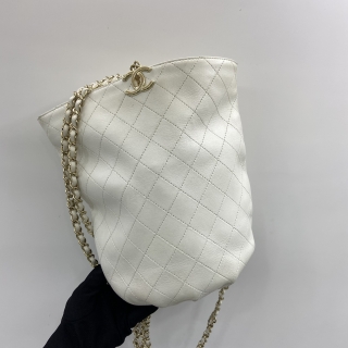 CHANEL  BAG MATELASSE CALF CROSSBODY BUCKET NO.27 W/O CARD