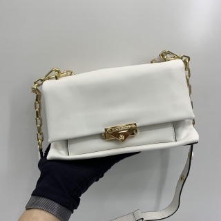 MICHAEL KORS  BAG LEATHER CHAIN LOCK