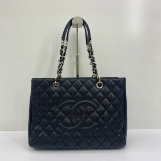 CHANEL NO.17 CAVIAR SKIN GST CHAIN SHOULDER BAG  W/O CARD